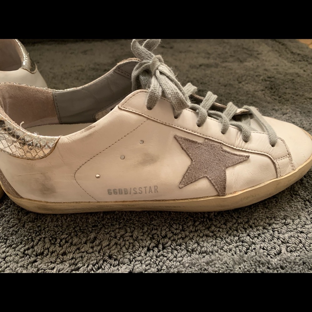 Golden Goose superstar Size 39